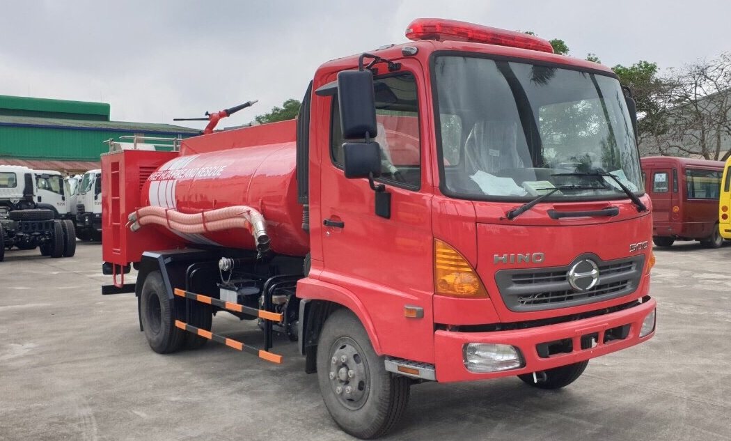 Xe Bồn Chở Xăng Dầu 7 Khối HINO FC9JETA