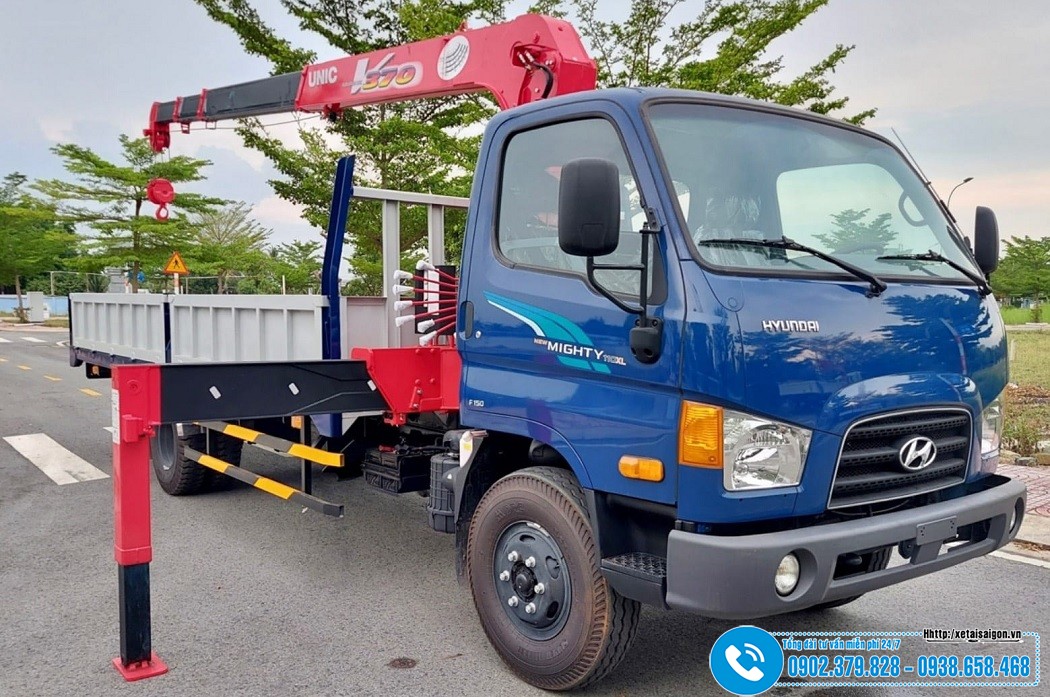 Xe Cẩu Hyundai W11XL - Gắn Cẩu Unic 3 Tấn V374