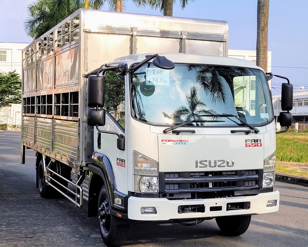 Xe Chở Gia Súc - Chở Heo 2 Tầng Isuzu 6T4 FSR700 6.4 Tấn