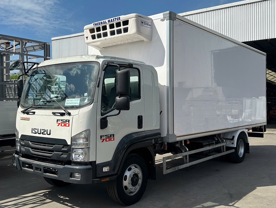 Xe Đông Lạnh Isuzu FSR700 7T2 - 7.2T - 7.2 Tấn - Thùng Dài 6M2