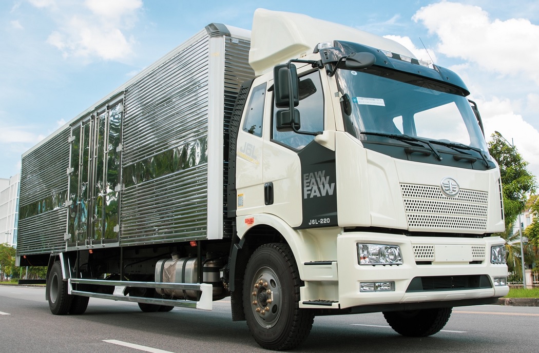 Xe tải Faw 8 Tấn Thùng Kín 9M7
