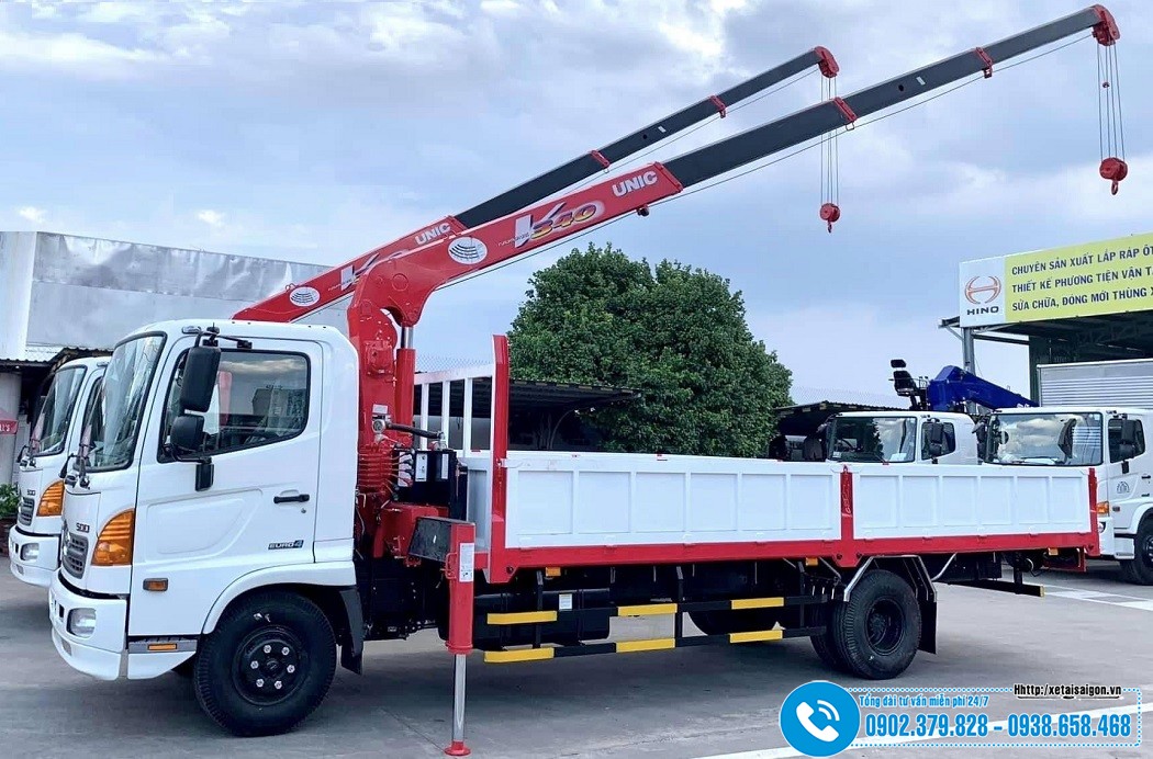 Xe tải Hino 6.5 Tấn Lắp Cẩu Unic 3 Tấn - 4 Khúc