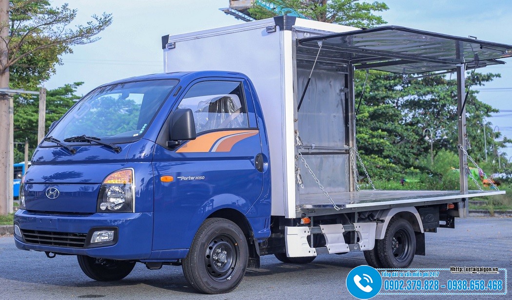 Xe tải Hyundai 1.25 Tấn - Thùng Kín Cánh Dơi