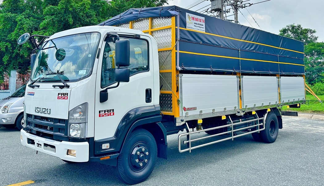 Xe tải Isuzu 6 Tấn Thùng Dài 7M4