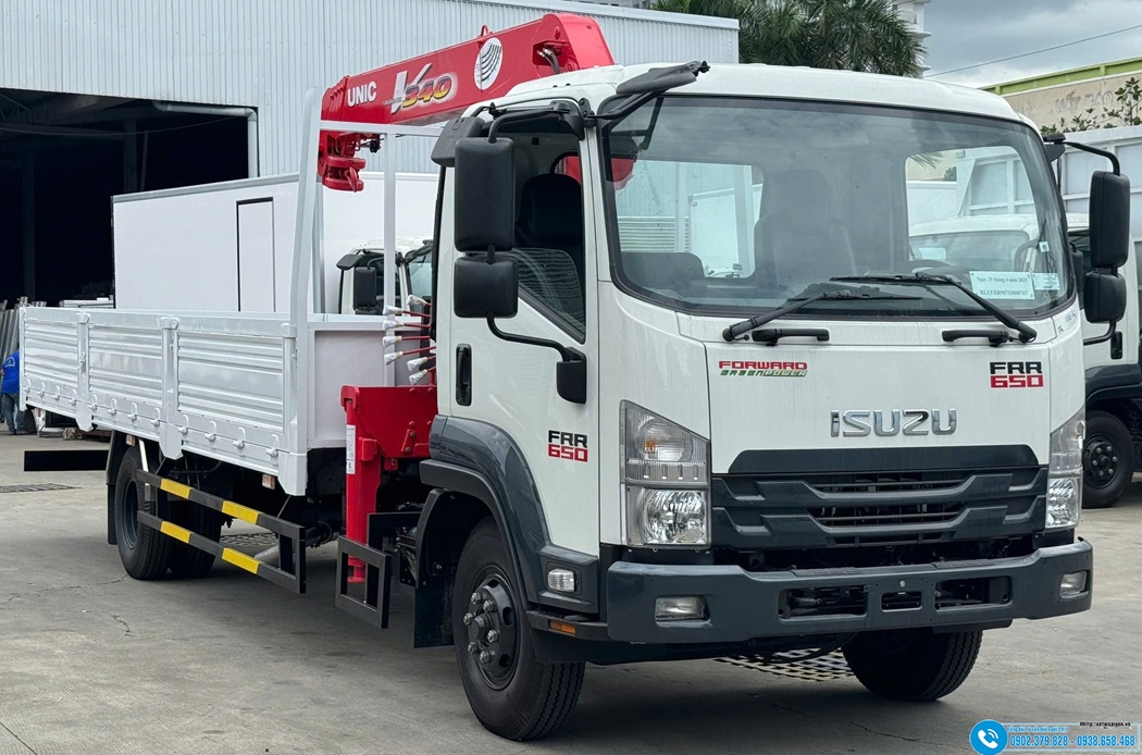 Xe tải Isuzu FRR650 - Gắn Cẩu 3 Tấn Unic UR-V345