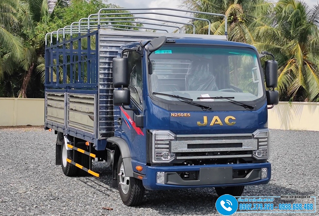 Xe tải Jac N250S E5A 2T2 Thùng Dài 4M2