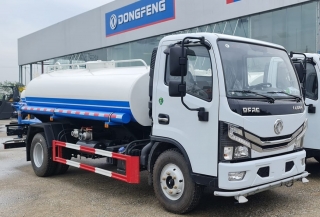 Xe Bồn Phun Nước Tưới Cây Dongfeng 5000 Lít - 5 Khối
