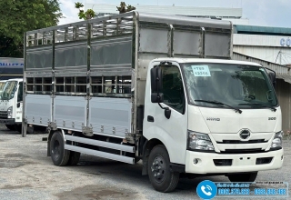 Xe Chở Gia Súc 5 Tấn Hino XZU730L