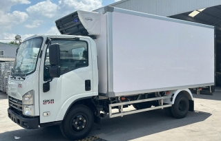 Xe Đông Lạnh Isuzu 2490 kG - 2 Tấn 49 - 2.49T - Số Loại QMR77HE5