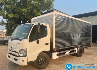 Xe tải Hino 4T5 - WU352L - 4.5T - 4.5 Tấn - Thùng Kín