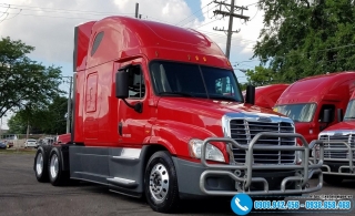 Đầu Kéo Freightliner Cascadia Máy DETROIT DD15
